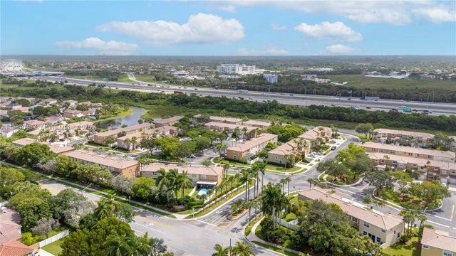 4 of 40 - 1445 Nw 154th Ln, Pembroke Pines, FL