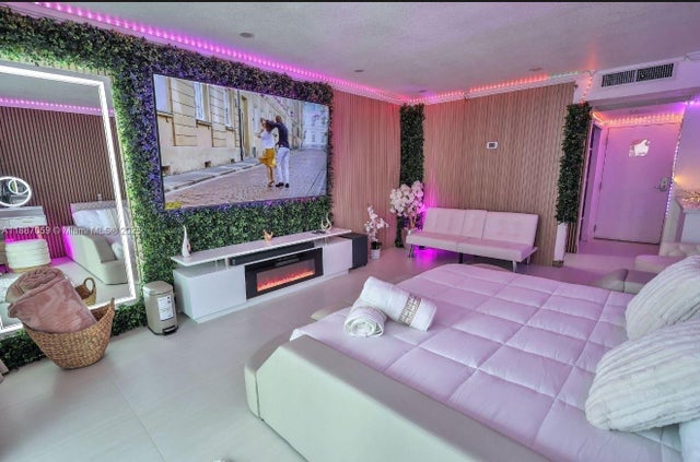 4 of 12 - 19201 Collins Ave 1120, Sunny Isles Beach, FL