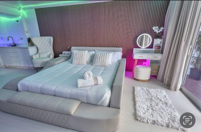 5 of 12 - 19201 Collins Ave 1120, Sunny Isles Beach, FL