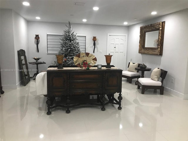 5 of 21 - 3880 Nw 179th St, Miami Gardens, FL