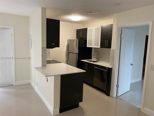 1 of 15 - 26 Crossings Cir B, Boynton Beach, FL
