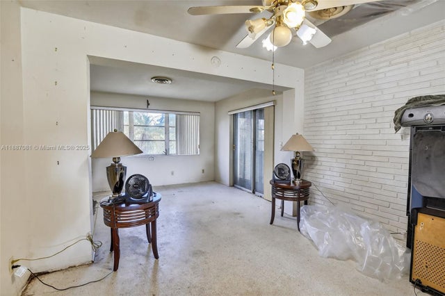 5 of 24 - 4315 W Park Rd, Hollywood, FL