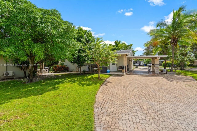 5 of 46 - 6045 Dawson St, Hollywood, FL