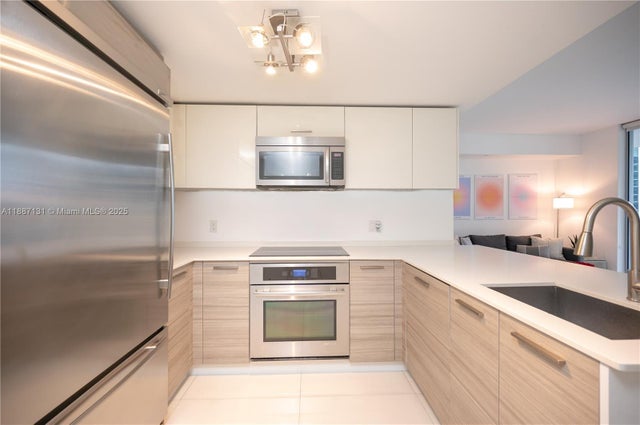3 of 53 - 1300 Brickell Bay Dr 1601, Miami, FL