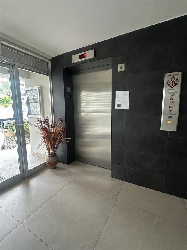 2 of 15 - 1780 Ne 191st St 803-2, Miami, FL