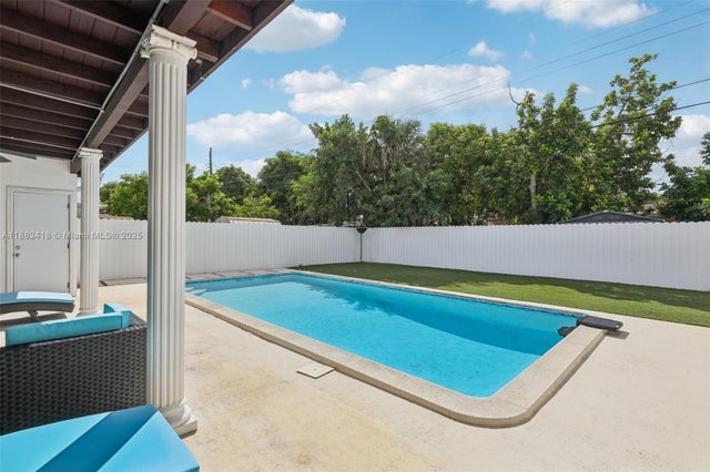 4 of 62 - 7952 Shalimar St, Miramar, FL