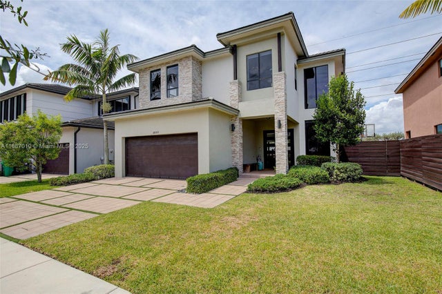 2 of 48 - 16065 Sw 136th Ter, Miami, FL