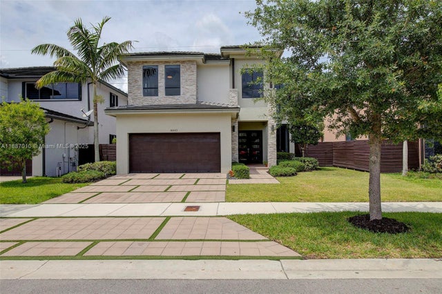 4 of 48 - 16065 Sw 136th Ter, Miami, FL