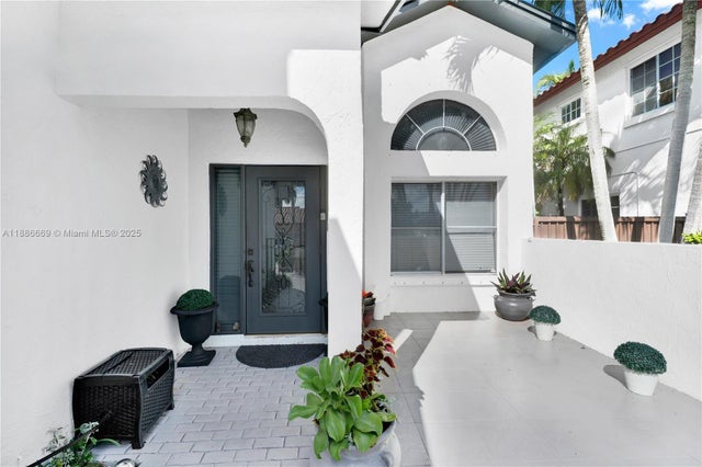 4 of 33 - 11126 Sw 148th Pl, Miami, FL