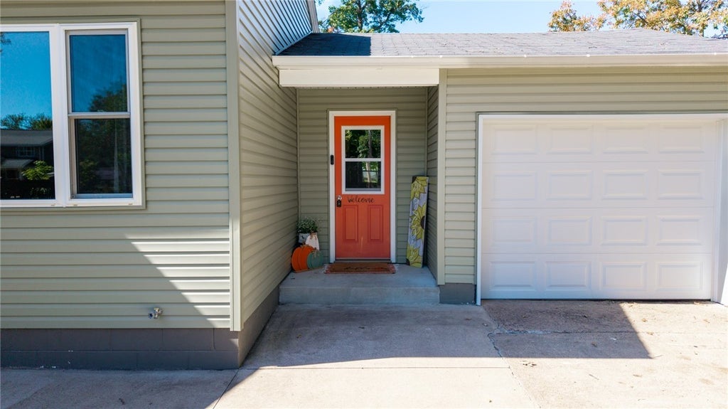 50831 Caroline Street, Osseo