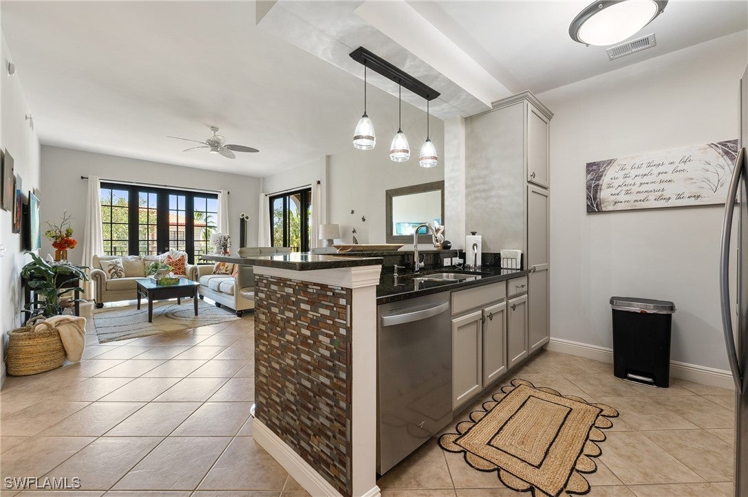 Photo of Listing #225072575