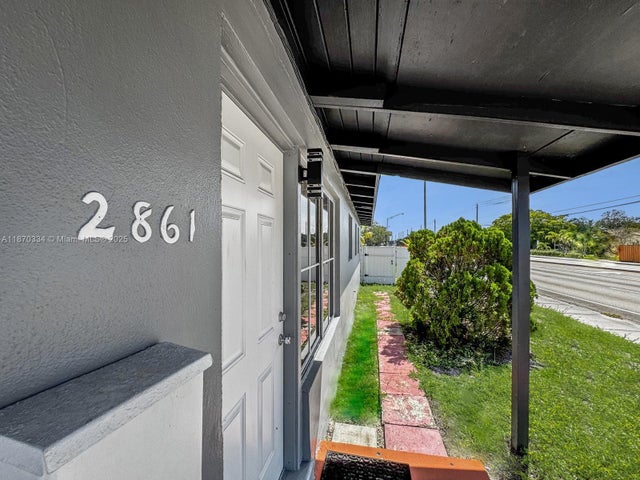 3 of 38 - 2861 Davie Blvd, Fort Lauderdale, FL