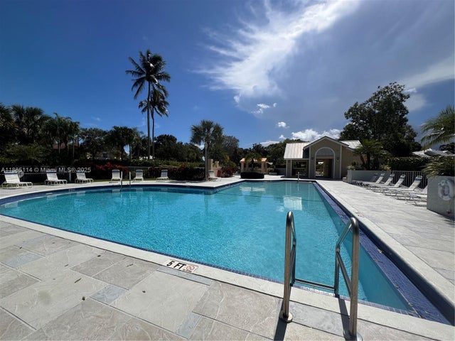 4 of 10 - 2503 Amherst Ct, Boynton Beach, FL