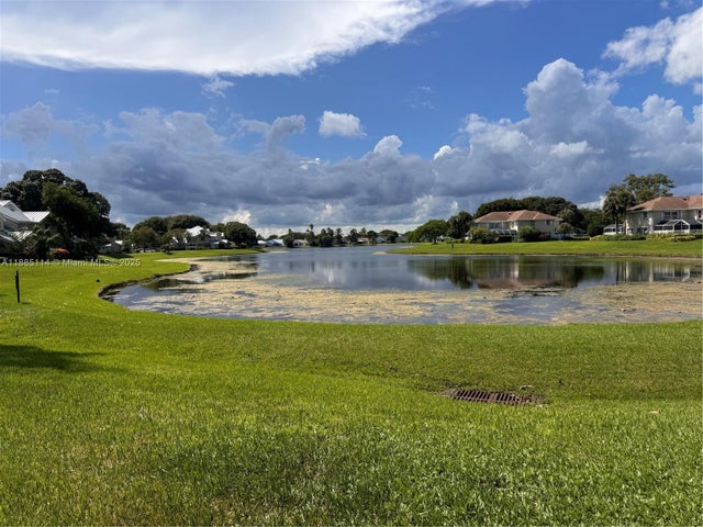 5 of 10 - 2503 Amherst Ct, Boynton Beach, FL