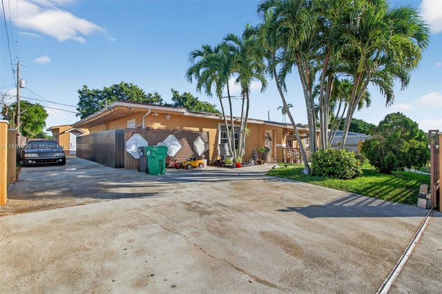 2 of 47 - 9955 Pan American Dr, Cutler Bay, FL