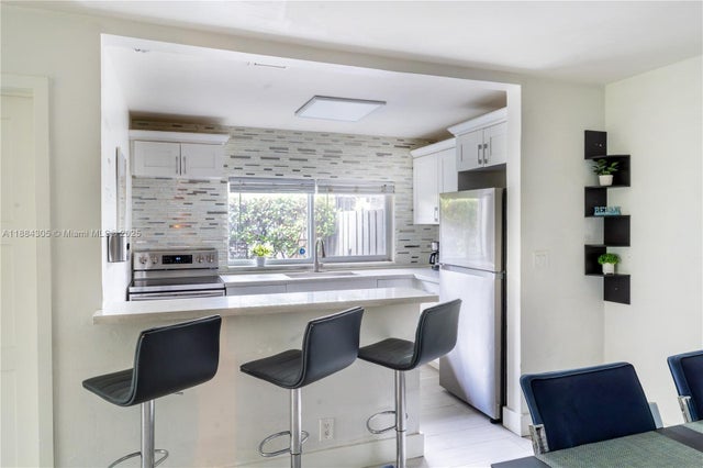 2 of 14 - 1440 Nw 7th Ter, Fort Lauderdale, FL