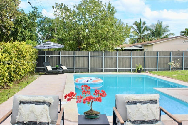 2 of 42 - 12445 Sw 42 St, Miami, FL