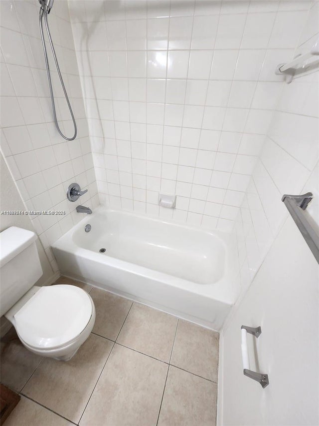 4 of 8 - N/A, Pompano Beach, FL