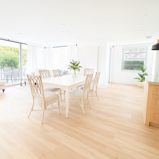 4 of 13 - 199 Ocean Lane Dr 115, Key Biscayne, FL