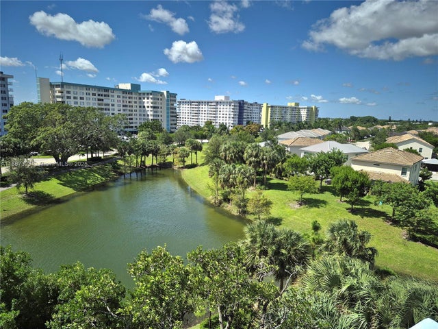 1 of 22 - 4001 Hillcrest Dr 602-4, Hollywood, FL
