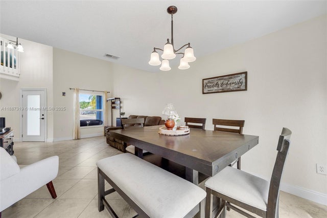 4 of 24 - 208 Sw 159th Ln, Sunrise, FL