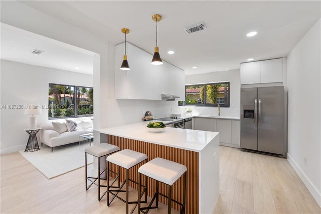 4 of 32 - 185 Ne 106th St, Miami Shores, FL