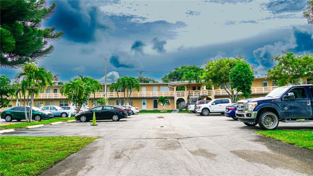 3 of 41 - 20311 Ne 2nd Ave J-1, Miami, FL