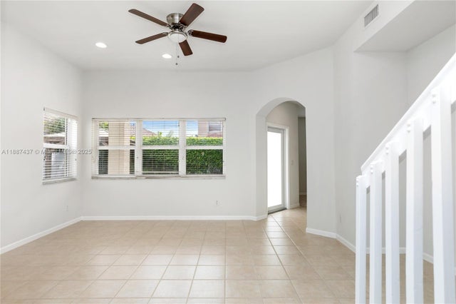 2 of 38 - 934 Nw 126th Ave, Coral Springs, FL