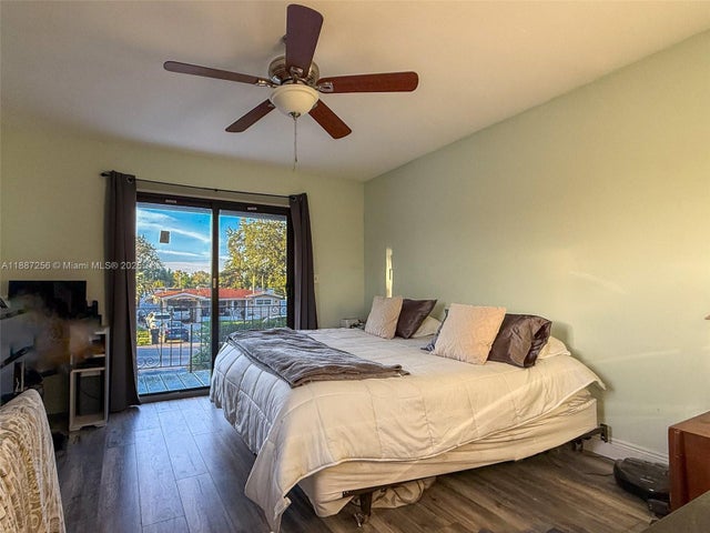 5 of 15 - 6630 Charleston St, Hollywood, FL