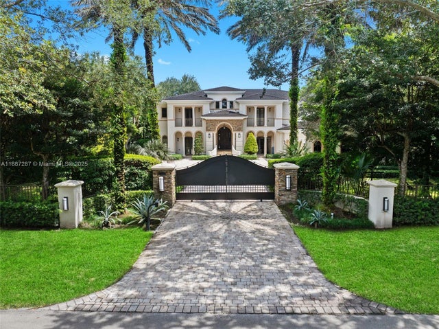 1 of 61 - 9601 Sw 60 Ct, Pinecrest, FL