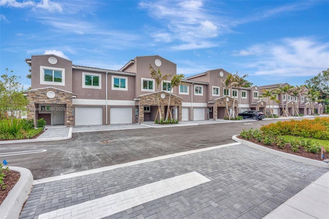 1 of 46 - 1559 Nw 94th Way 08, Coral Springs, FL