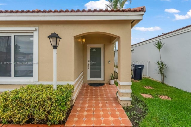 2 of 21 - 17482 Sw 143rd Pl, Miami, FL