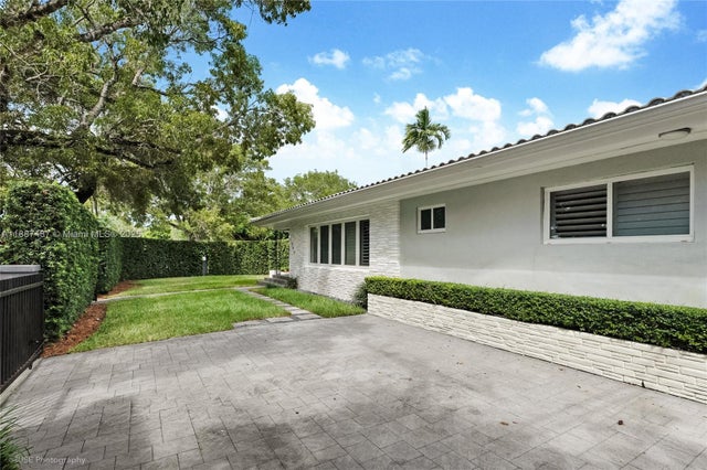 4 of 23 - 1545 Siena Ave, Coral Gables, FL