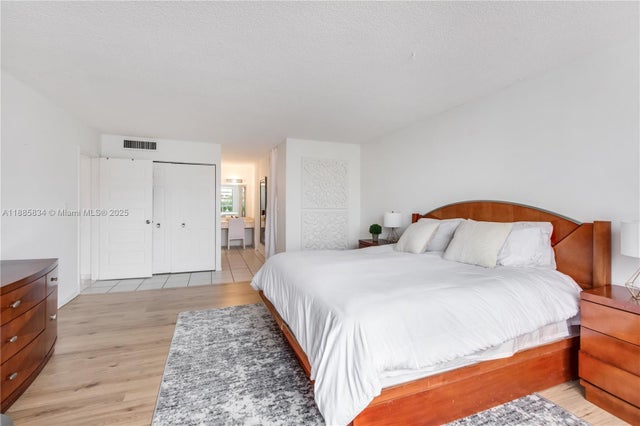 4 of 11 - 230 174th St 414, Sunny Isles Beach, FL