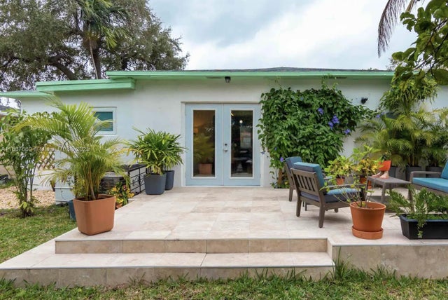1 of 52 - 4765 N Miami Ave, Miami, FL