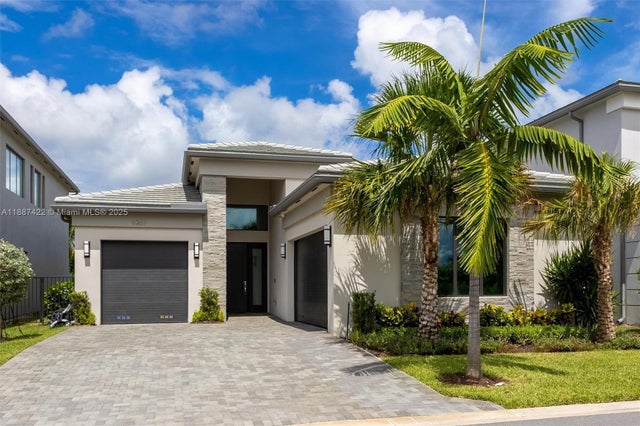 1 of 26 - 8367 Royal County Down Rd, Boca Raton, FL