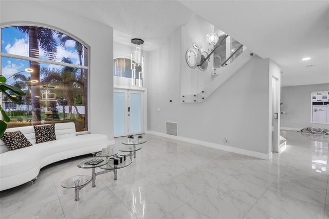 4 of 46 - 612 Sw 179th Ave, Pembroke Pines, FL