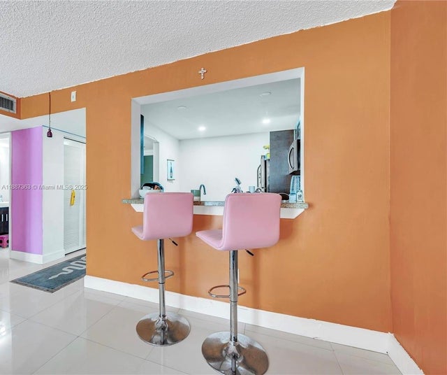 3 of 12 - 488 Nw 165th St Rd B-312, Miami, FL