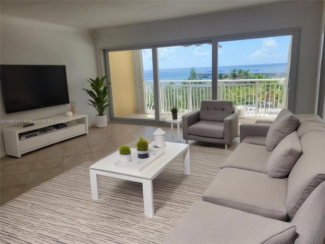 2 of 31 - 328 N Ocean Blvd 607, Pompano Beach, FL