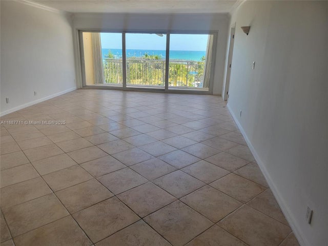4 of 31 - 328 N Ocean Blvd 607, Pompano Beach, FL