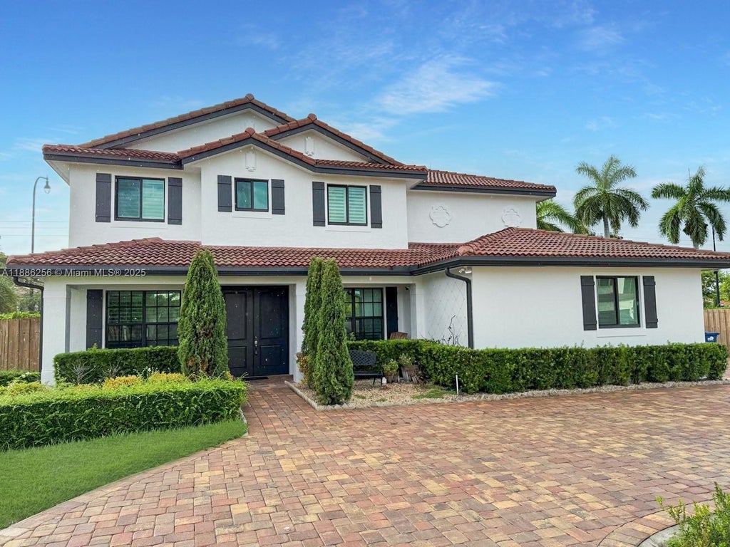6920 Sw 96th Ct, Miami