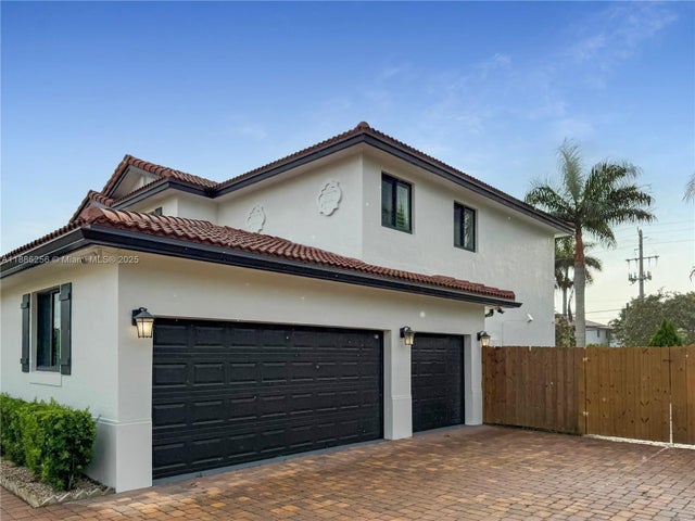 5 of 53 - 6920 Sw 96th Ct, Miami, FL