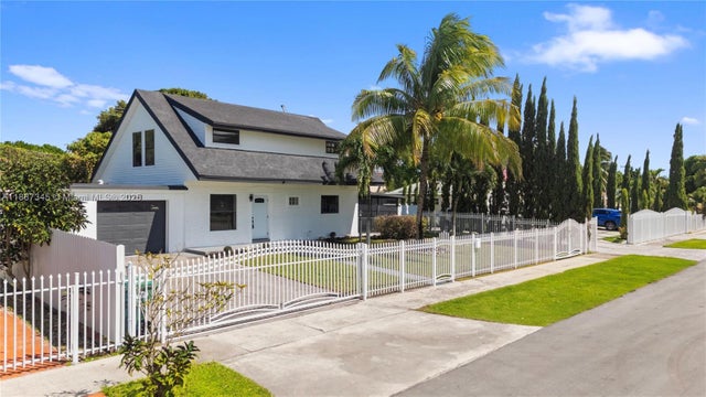 3 of 32 - 11301 Sw 177th St, Miami, FL