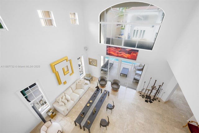 5 of 26 - 19460 39th Ct, Sunny Isles Beach, FL