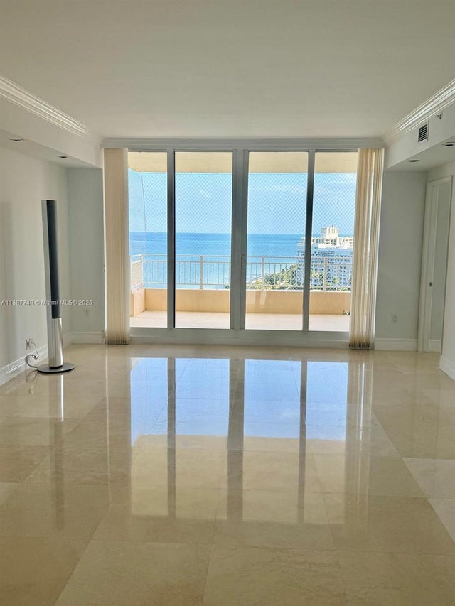 1 of 67 - 791 Crandon Blvd 1506, Key Biscayne, FL