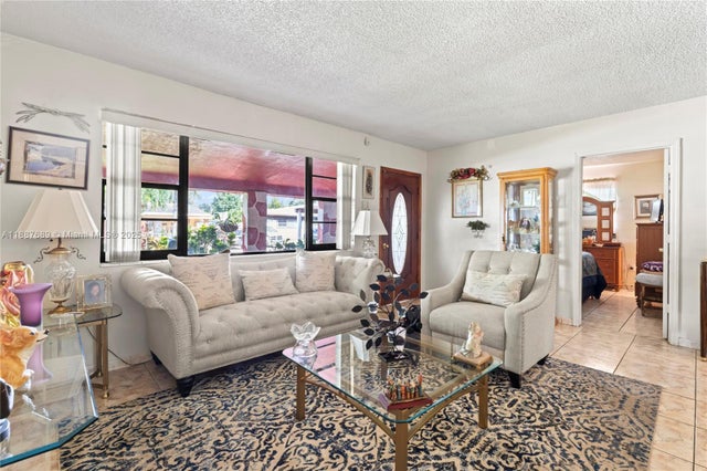 3 of 23 - 2250 Nw 178th St, Miami Gardens, FL