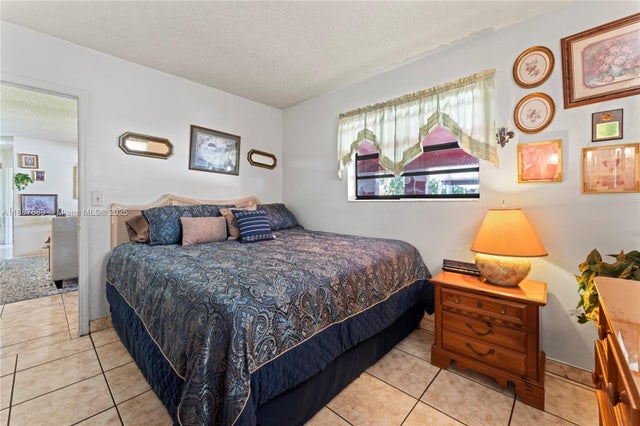 5 of 23 - 2250 Nw 178th St, Miami Gardens, FL