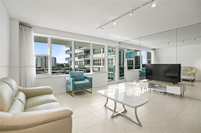 3 of 21 - 3333 Ne 34th St 711, Fort Lauderdale, FL