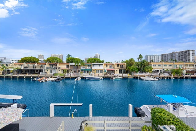 3807 Ne 166th St, North Miami Beach