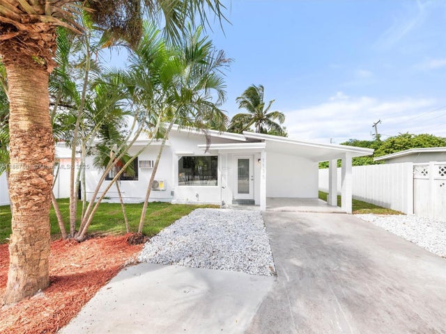 1 of 26 - 1135 N Andrews Ave, Fort Lauderdale, FL